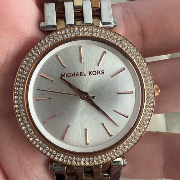 Michael Kors Watch Darci TriTone - Picture 2 of 7